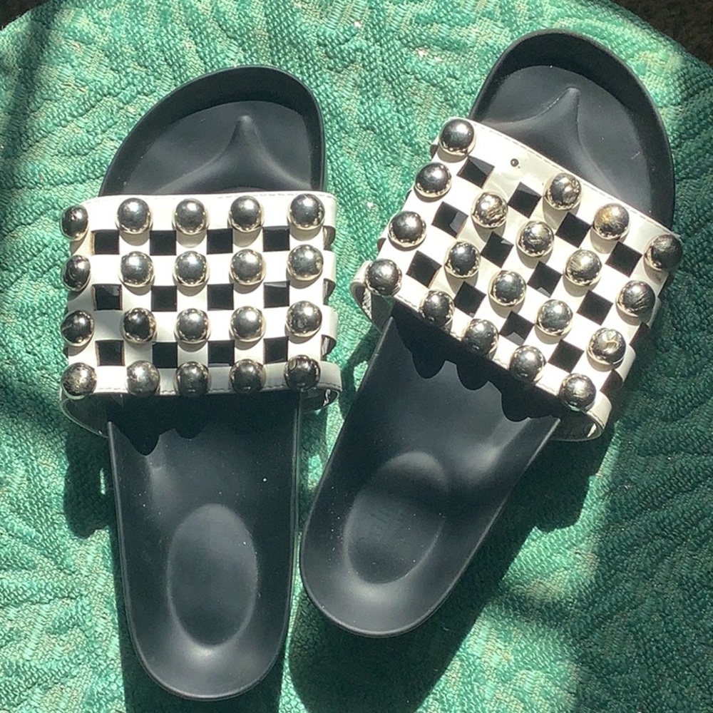 🐈‍⬛Ladies studded slides🐈‍⬛